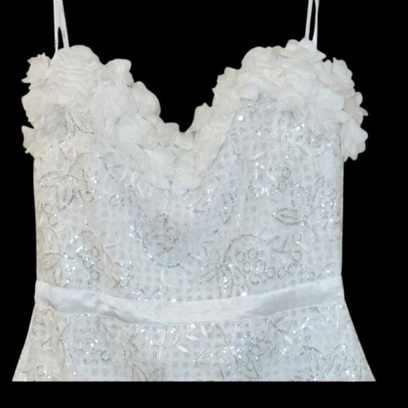 Lulu's Gorgeous Wonder White 3D Floral Applique Strapless‎ Mini Dres Sz Sm NWT - Picture 6 of 10